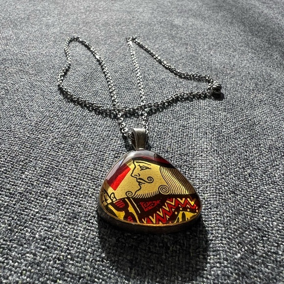 King of Diamonds - poker playing card necklace - Picture 3 of 6